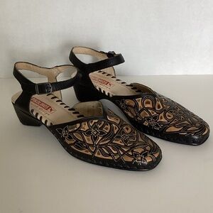 PIKOLINOS Laser-Cut Floral Leather Shoes